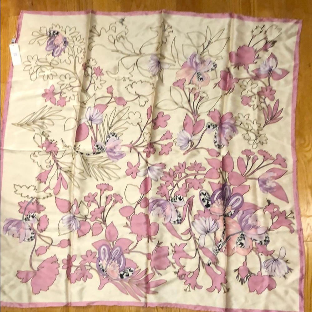 NWT: Japanese Pink floral Silk scarf 34x34”
